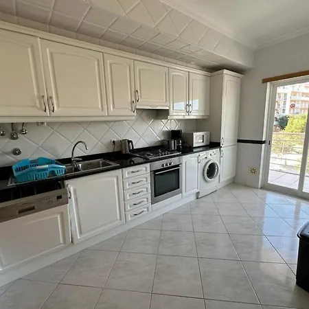 Days, Park Views Easy Living Apartment Armacao de Pera